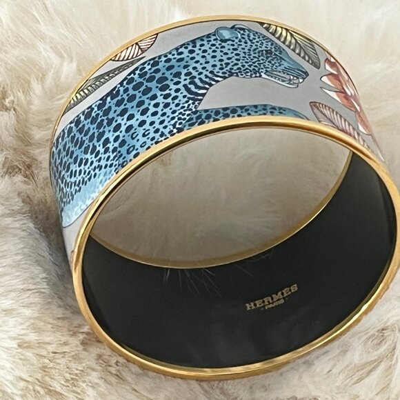 Hermes Enamel Tiger Print Bangle - Picture 6 of 10
